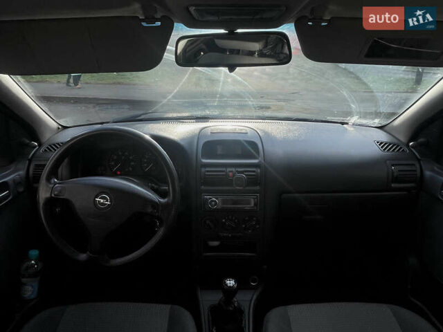 Зеленый Опель Астра, объемом двигателя 1.4 л и пробегом 368 тыс. км за 2700 $, фото 5 на Automoto.ua