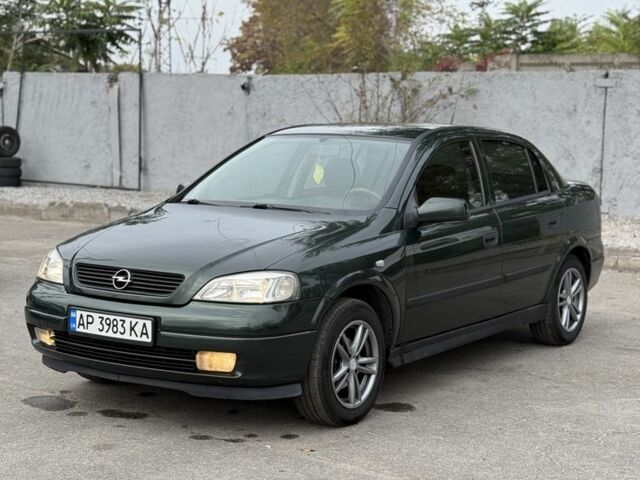 Зеленый Опель Астра, объемом двигателя 1.6 л и пробегом 300 тыс. км за 3650 $, фото 2 на Automoto.ua