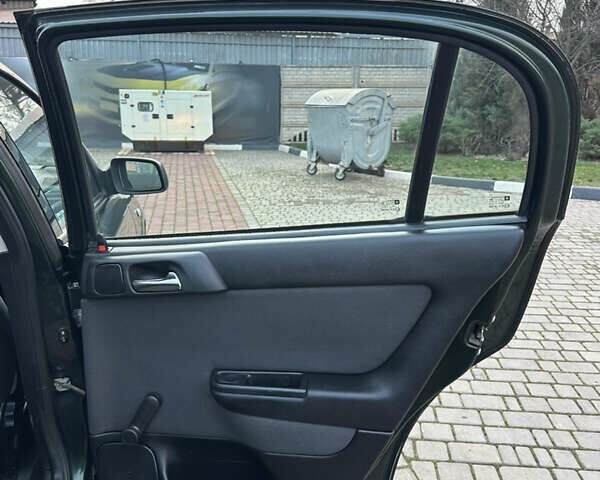 Зеленый Опель Астра, объемом двигателя 1.6 л и пробегом 174 тыс. км за 4800 $, фото 33 на Automoto.ua