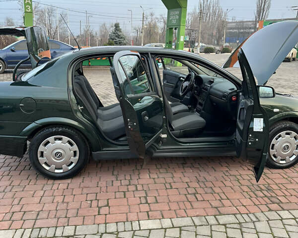 Зеленый Опель Астра, объемом двигателя 1.6 л и пробегом 174 тыс. км за 4800 $, фото 27 на Automoto.ua