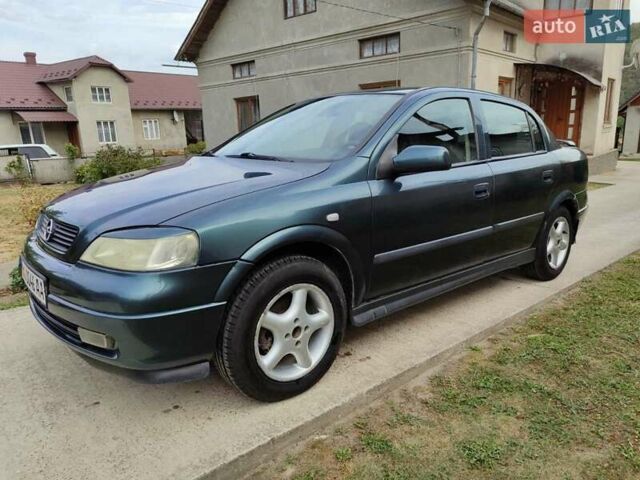 Зеленый Опель Астра, объемом двигателя 1.4 л и пробегом 182 тыс. км за 3500 $, фото 1 на Automoto.ua