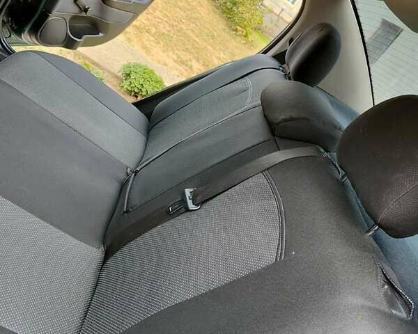 Зеленый Опель Астра, объемом двигателя 1.4 л и пробегом 182 тыс. км за 3500 $, фото 11 на Automoto.ua