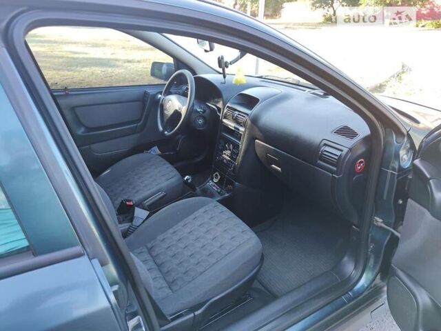 Зеленый Опель Астра, объемом двигателя 1.6 л и пробегом 230 тыс. км за 3500 $, фото 16 на Automoto.ua