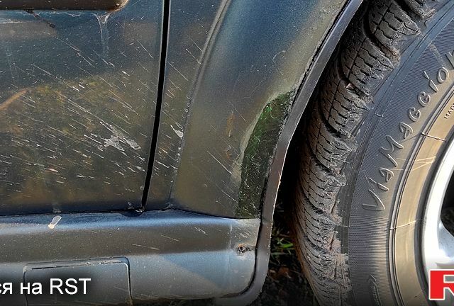 Зеленый Опель Астра, объемом двигателя 1.6 л и пробегом 310 тыс. км за 3200 $, фото 4 на Automoto.ua