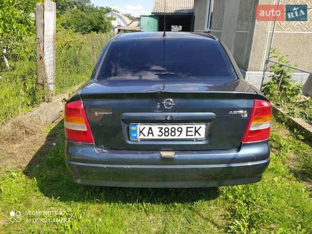Зеленый Опель Астра, объемом двигателя 1.4 л и пробегом 240 тыс. км за 2500 $, фото 11 на Automoto.ua