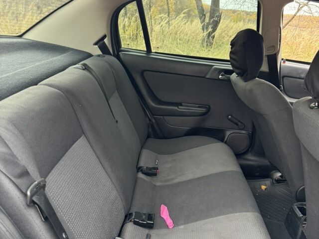 Зелений Опель Астра, об'ємом двигуна 1.4 л та пробігом 287 тис. км за 1150 $, фото 7 на Automoto.ua