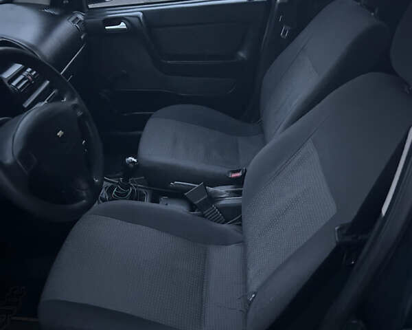 Зеленый Опель Астра, объемом двигателя 1.4 л и пробегом 350 тыс. км за 1999 $, фото 7 на Automoto.ua