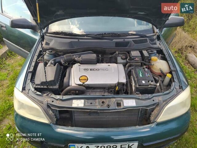 Зелений Опель Астра, об'ємом двигуна 1.4 л та пробігом 240 тис. км за 2200 $, фото 4 на Automoto.ua