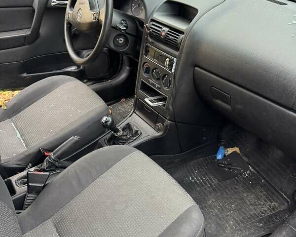 Зелений Опель Астра, об'ємом двигуна 1.4 л та пробігом 278 тис. км за 1050 $, фото 7 на Automoto.ua