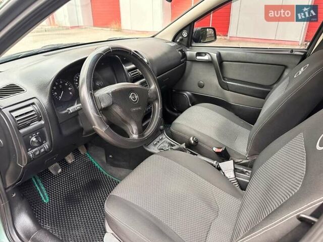Зелений Опель Астра, об'ємом двигуна 1.4 л та пробігом 273 тис. км за 3800 $, фото 9 на Automoto.ua