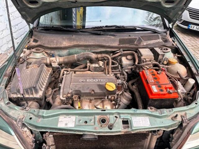 Зелений Опель Астра, об'ємом двигуна 1.4 л та пробігом 274 тис. км за 3800 $, фото 5 на Automoto.ua