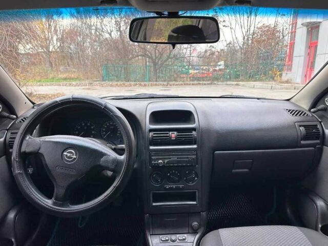 Зелений Опель Астра, об'ємом двигуна 1.4 л та пробігом 274 тис. км за 3800 $, фото 14 на Automoto.ua