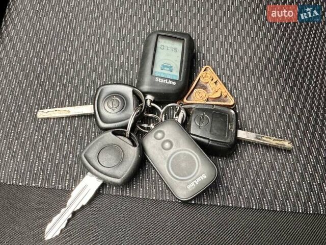 Зелений Опель Астра, об'ємом двигуна 1.4 л та пробігом 273 тис. км за 3800 $, фото 2 на Automoto.ua