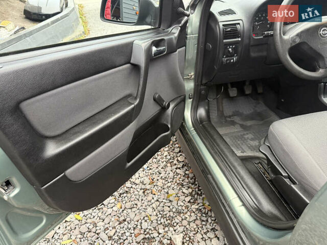 Опель Астра 2006 в Львове на Automoto.ua Зеленый Опель Астра, объемом двигателя 1.4 л и пробегом 135 тыс. км за 2999 $, фото 11 на Automoto.ua