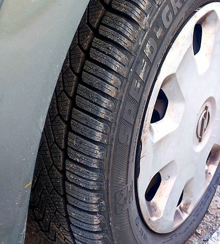 Зелений Опель Астра, об'ємом двигуна 1.4 л та пробігом 136 тис. км за 3150 $, фото 8 на Automoto.ua