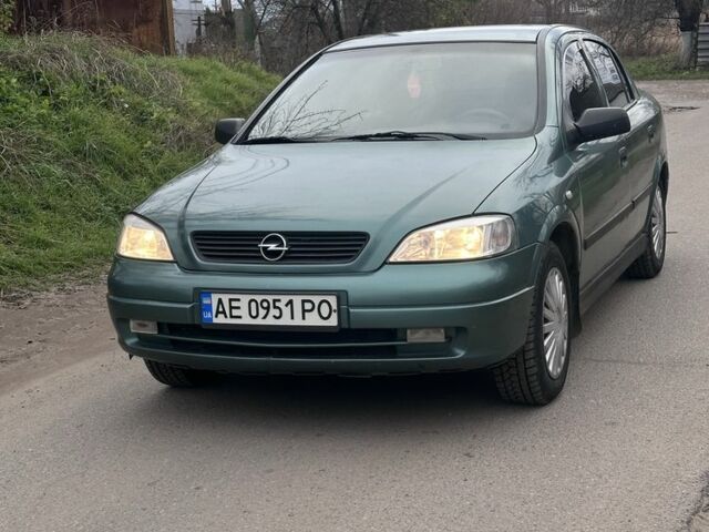 Зелений Опель Астра, об'ємом двигуна 1.4 л та пробігом 400 тис. км за 2450 $, фото 5 на Automoto.ua