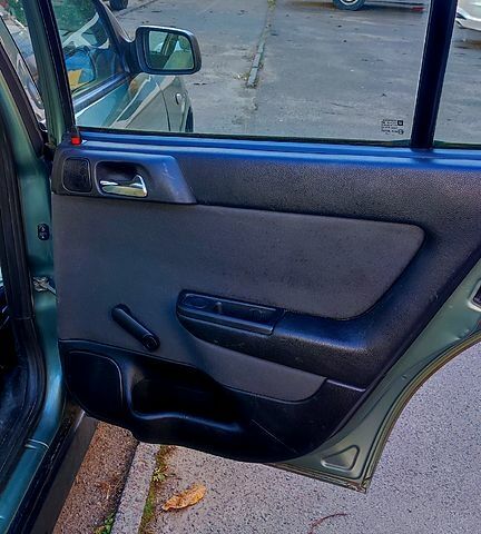 Зелений Опель Астра, об'ємом двигуна 1.4 л та пробігом 136 тис. км за 3150 $, фото 4 на Automoto.ua