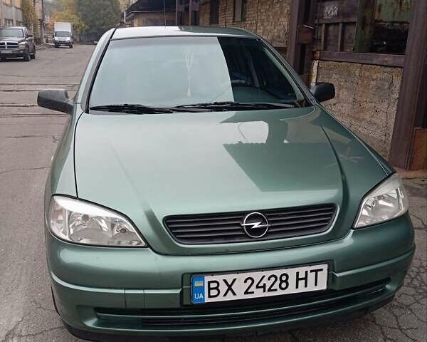Зеленый Опель Астра, объемом двигателя 1.4 л и пробегом 220 тыс. км за 4200 $, фото 3 на Automoto.ua