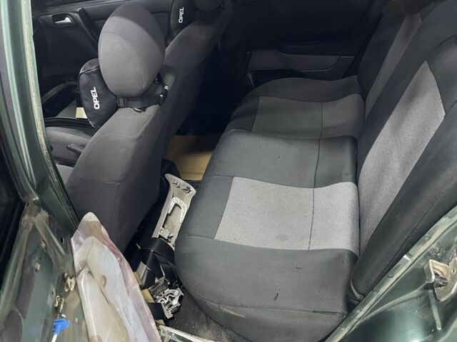 Зеленый Опель Астра, объемом двигателя 0 л и пробегом 150 тыс. км за 1500 $, фото 5 на Automoto.ua