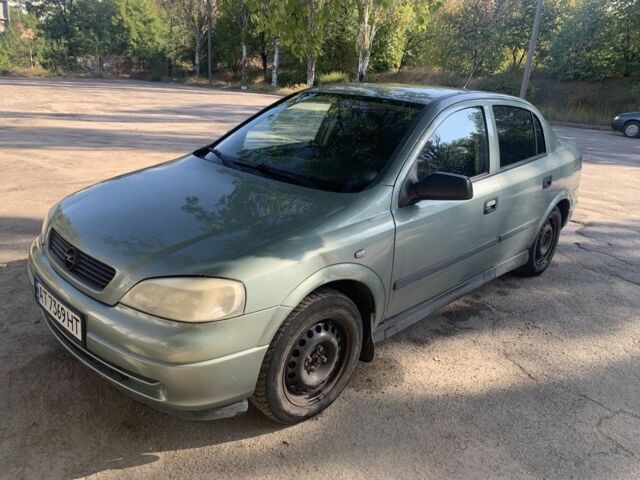 Зеленый Опель Астра, объемом двигателя 1.4 л и пробегом 187 тыс. км за 2450 $, фото 4 на Automoto.ua