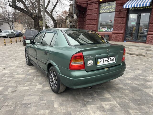 Зеленый Опель Астра, объемом двигателя 1.6 л и пробегом 260 тыс. км за 2350 $, фото 1 на Automoto.ua