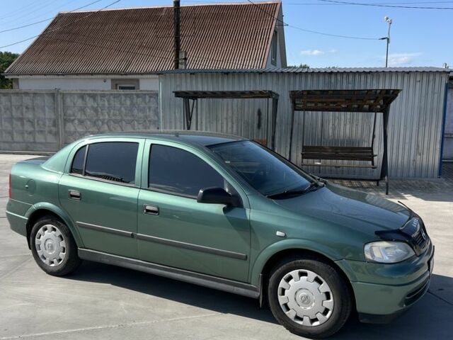 Зелений Опель Астра, об'ємом двигуна 1.4 л та пробігом 159 тис. км за 3999 $, фото 1 на Automoto.ua