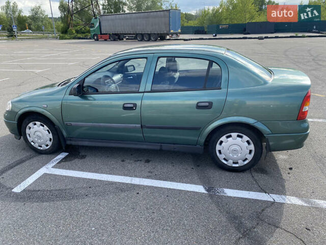 Зелений Опель Астра, об'ємом двигуна 1.4 л та пробігом 146 тис. км за 3800 $, фото 4 на Automoto.ua