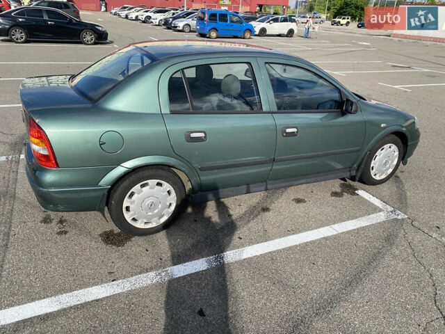 Зелений Опель Астра, об'ємом двигуна 1.4 л та пробігом 146 тис. км за 3800 $, фото 3 на Automoto.ua