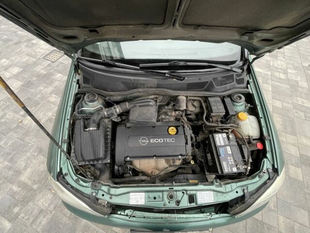 Зеленый Опель Астра, объемом двигателя 1.6 л и пробегом 260 тыс. км за 2350 $, фото 9 на Automoto.ua