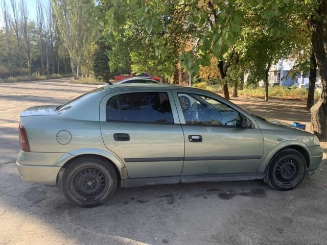 Зеленый Опель Астра, объемом двигателя 1.4 л и пробегом 187 тыс. км за 2450 $, фото 6 на Automoto.ua