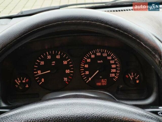 Зелений Опель Астра, об'ємом двигуна 1.36 л та пробігом 179 тис. км за 3000 $, фото 42 на Automoto.ua