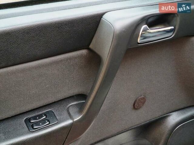 Зелений Опель Астра, об'ємом двигуна 1.36 л та пробігом 179 тис. км за 3000 $, фото 41 на Automoto.ua