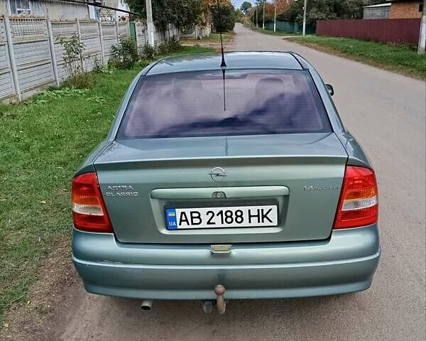 Опель Астра 2008 в Казатине на Automoto.ua Зеленый Опель Астра, объемом двигателя 1.39 л и пробегом 295 тыс. км за 3800 $, фото 9 на Automoto.ua