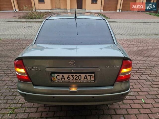 Зелений Опель Астра, об'ємом двигуна 1.36 л та пробігом 179 тис. км за 3000 $, фото 10 на Automoto.ua