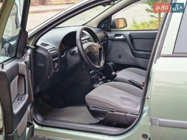 Зелений Опель Астра, об'ємом двигуна 1.36 л та пробігом 179 тис. км за 3000 $, фото 6 на Automoto.ua