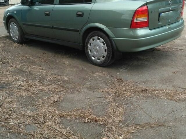 Опель Астра 2008 в Бердичеве на Automoto.ua Зеленый Опель Астра, объемом двигателя 1.6 л и пробегом 220 тыс. км за 3811 $, фото 7 на Automoto.ua