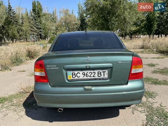 Зеленый Опель Астра, объемом двигателя 1.6 л и пробегом 166 тыс. км за 4300 $, фото 5 на Automoto.ua