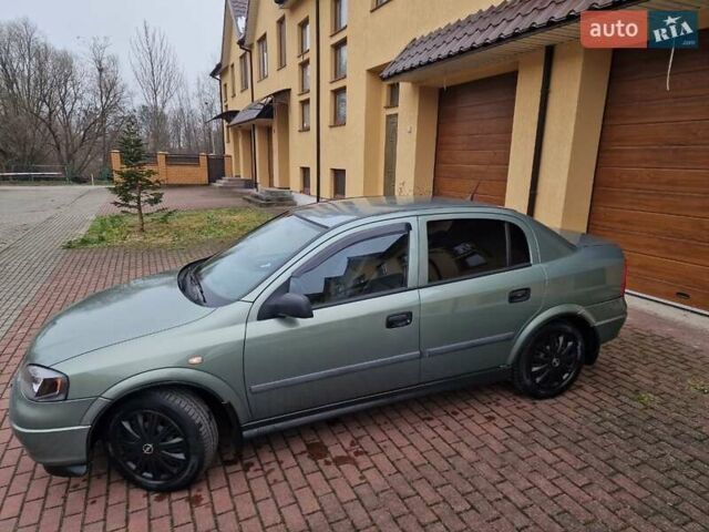 Зелений Опель Астра, об'ємом двигуна 1.36 л та пробігом 179 тис. км за 3000 $, фото 16 на Automoto.ua