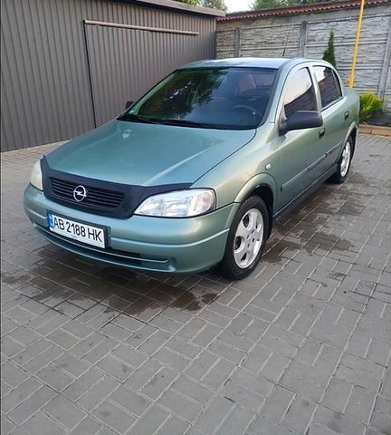 Зелений Опель Астра, об'ємом двигуна 1.4 л та пробігом 296 тис. км за 3400 $, фото 2 на Automoto.ua