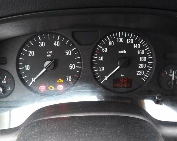 Зеленый Опель Астра, объемом двигателя 1.4 л и пробегом 296 тыс. км за 4200 $, фото 1 на Automoto.ua