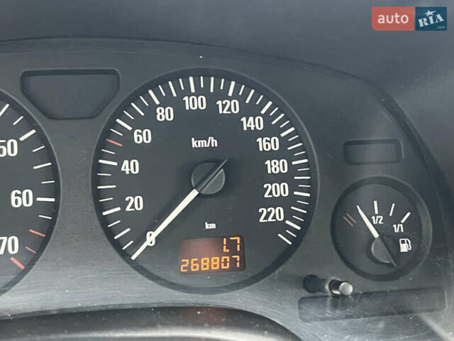 Зелений Опель Астра, об'ємом двигуна 1.36 л та пробігом 268 тис. км за 2599 $, фото 16 на Automoto.ua