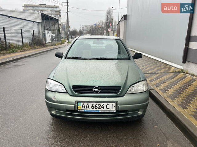 Зелений Опель Астра, об'ємом двигуна 1.36 л та пробігом 268 тис. км за 2599 $, фото 1 на Automoto.ua