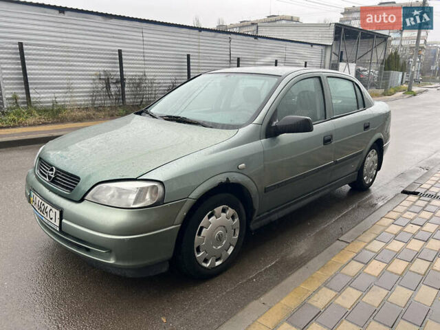 Зелений Опель Астра, об'ємом двигуна 1.36 л та пробігом 268 тис. км за 2599 $, фото 9 на Automoto.ua