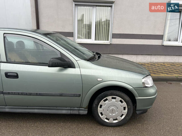 Зелений Опель Астра, об'ємом двигуна 1.36 л та пробігом 268 тис. км за 2599 $, фото 2 на Automoto.ua
