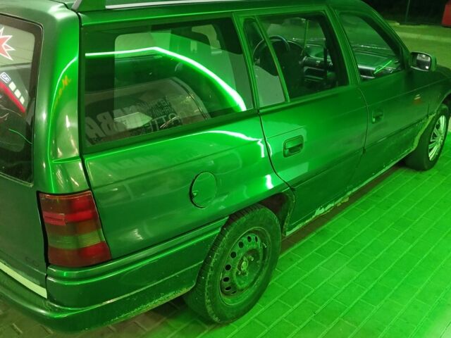 Опель Астра 1996 в Белой Церкве на Automoto.ua Зеленый Опель Астра, объемом двигателя 1.6 л и пробегом 264 тыс. км за 1900 $, фото 6 на Automoto.ua