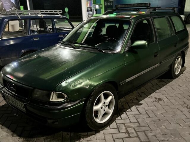 Опель Астра 1996 в Ладыжин на Automoto.ua Зеленый Опель Астра, объемом двигателя 2 л и пробегом 360 тыс. км за 2000 $, фото 3 на Automoto.ua