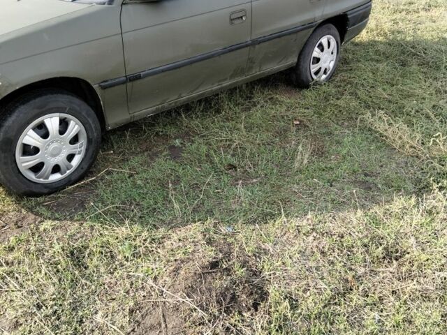 Опель Астра 1998 в Снигиревке на Automoto.ua Зеленый Опель Астра, объемом двигателя 0 л и пробегом 345 тыс. км за 1400 $, фото 7 на Automoto.ua