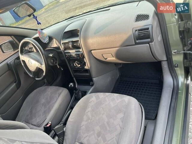 Зелений Опель Астра, об'ємом двигуна 1.7 л та пробігом 330 тис. км за 2750 $, фото 9 на Automoto.ua