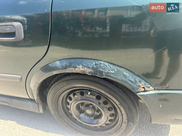 Зеленый Опель Астра, объемом двигателя 2 л и пробегом 200 тыс. км за 1690 $, фото 4 на Automoto.ua