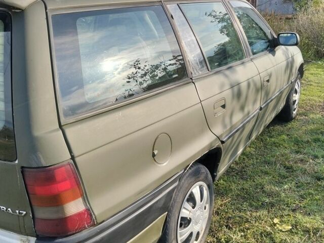 Опель Астра 1998 в Снигиревке на Automoto.ua Зеленый Опель Астра, объемом двигателя 0 л и пробегом 345 тыс. км за 1400 $, фото 6 на Automoto.ua